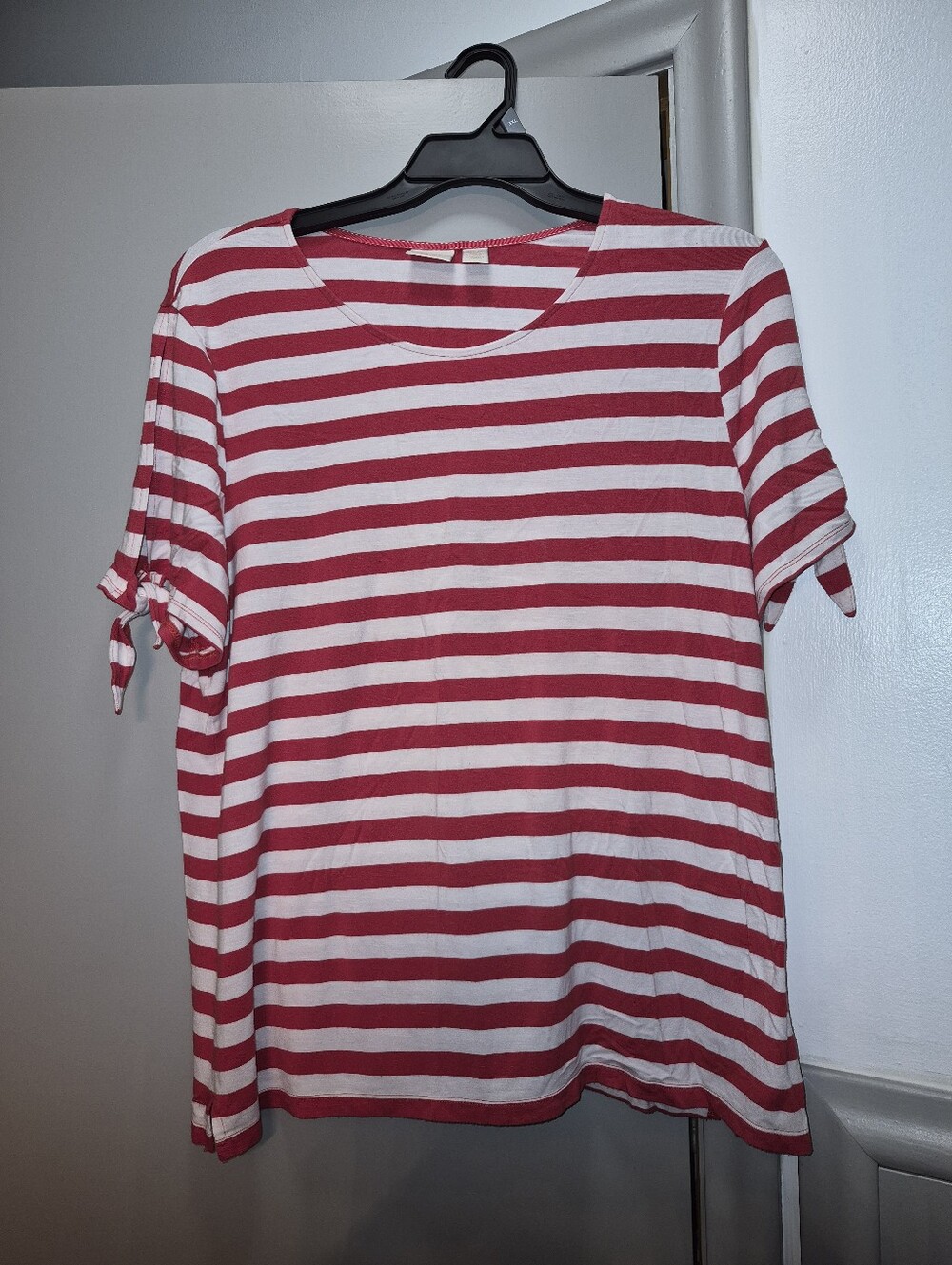 CHICOS Striped Short-Sleeve Tie-Sleeve Top - Red & White Size 4